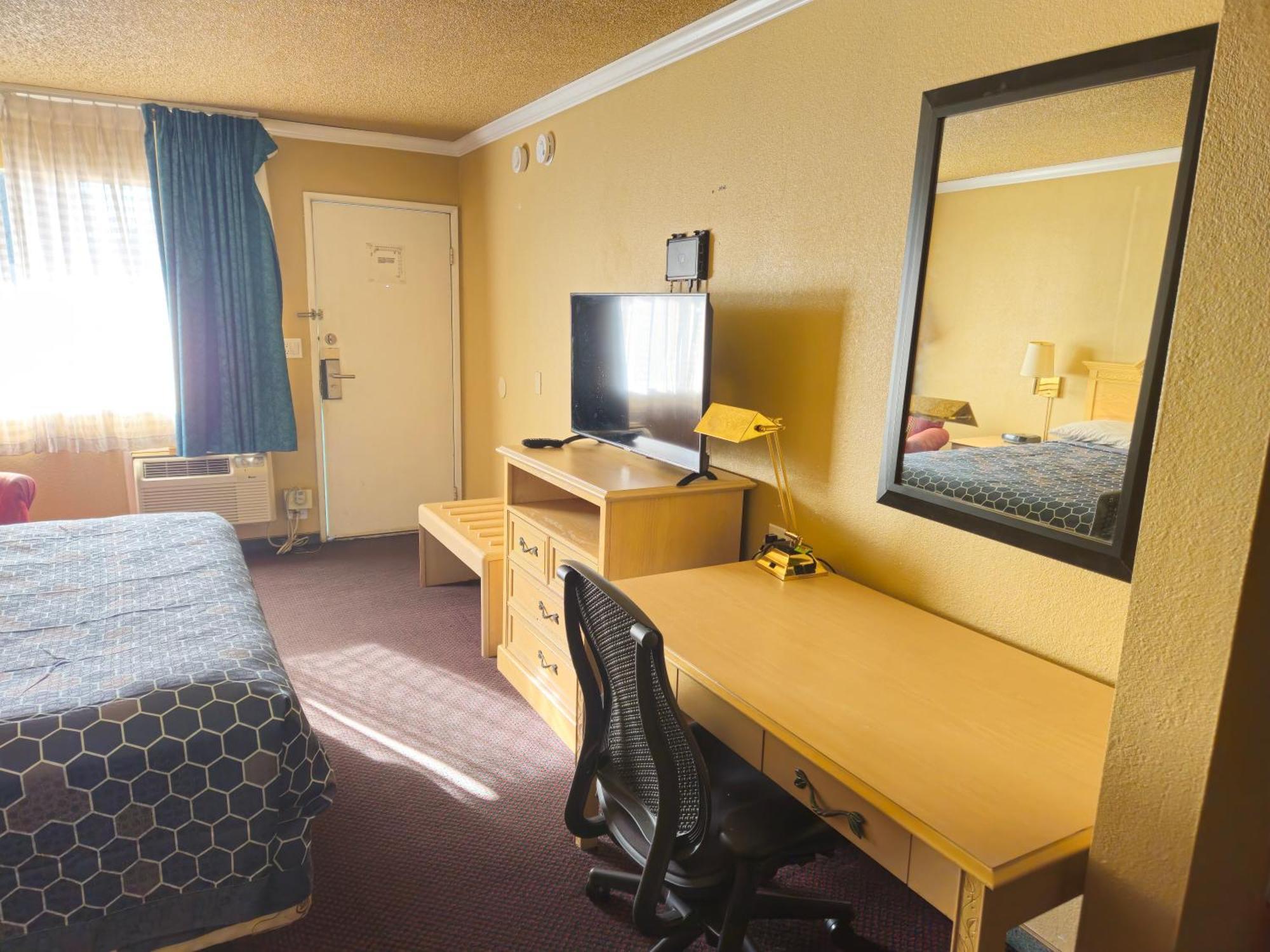 Heritage Inn Милпитас Экстерьер фото